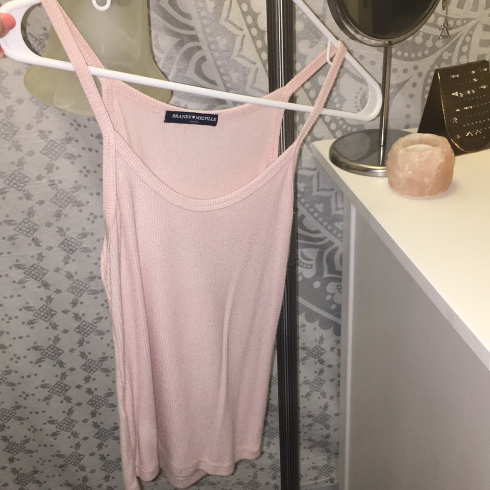 Brandy Melville pink tank top💓